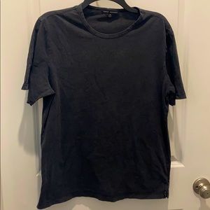 Robert Barakett men’s T-shirt size medium